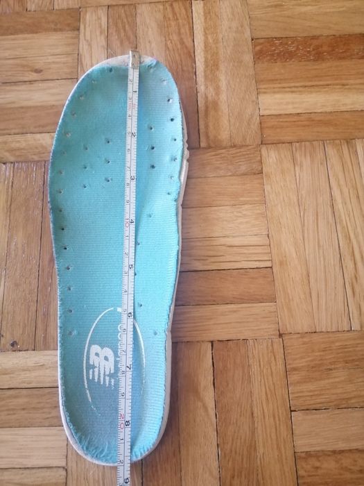 Adidasy New Balance, długość wkładki 22cm.