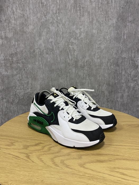 Оригінальні чоловічі кросівки Nike Air Max Excee.