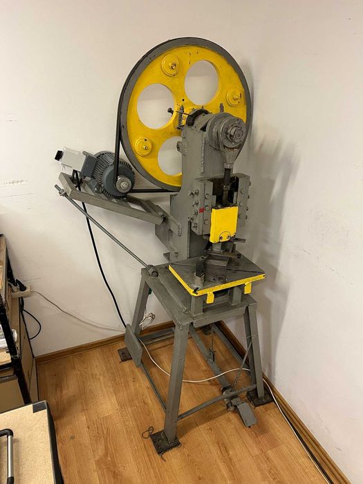 Prasa mimośrodowa 12 ton