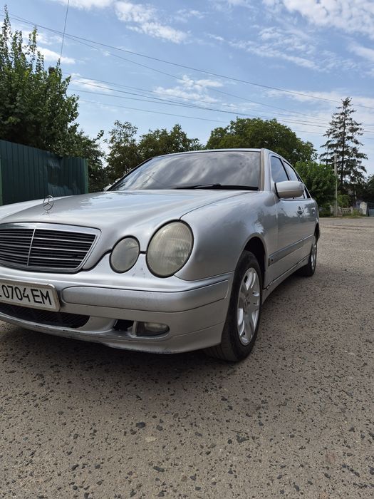 Мерседес Mercedes w210