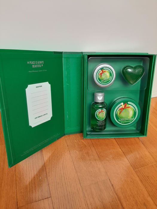 Vários Coffrets da marca The Body Shop