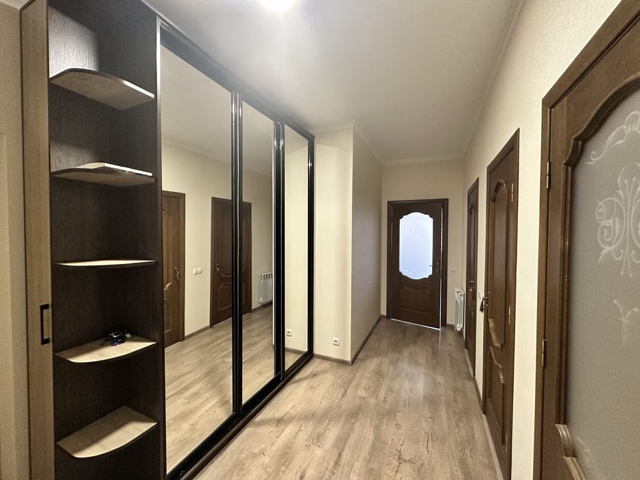 Оренда 2 кімнатної квартири в новобудові (ЖК Сакура)