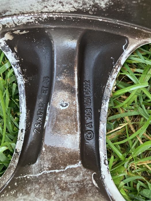 Bridgestone 225 45 r17