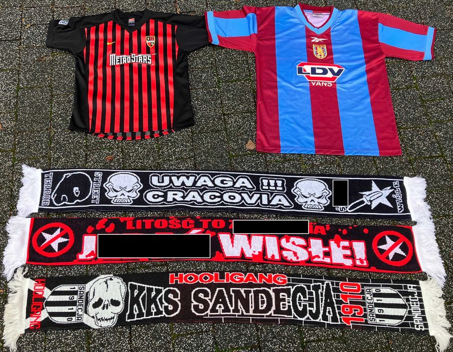 Pamiątki Sport Koszulka Piłkarska Szalik Cracovia Sandecja anty wisła