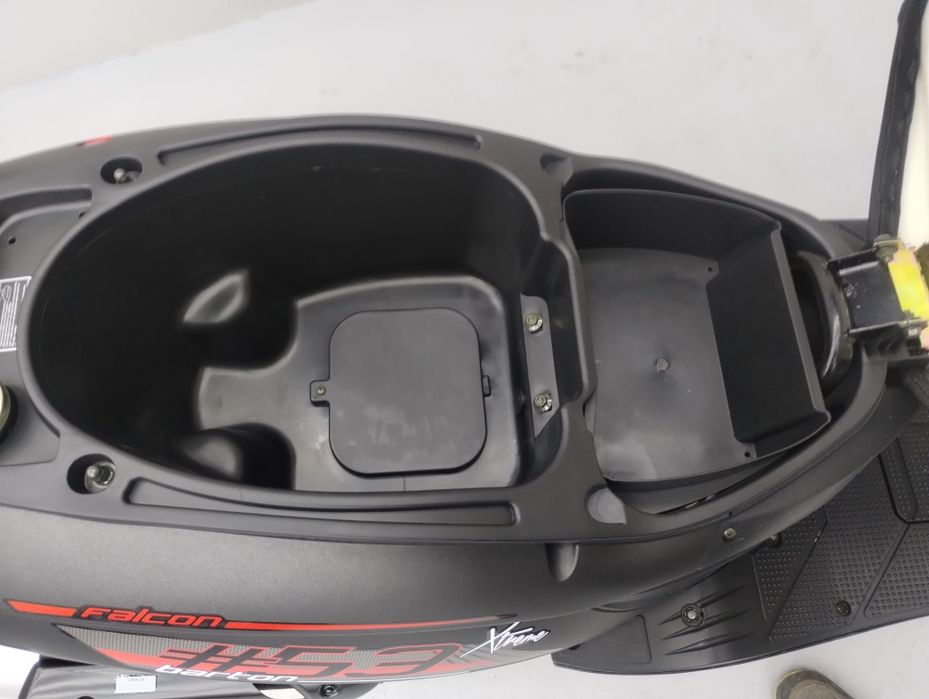 Skuter Barton Falcon 50 kask gratis