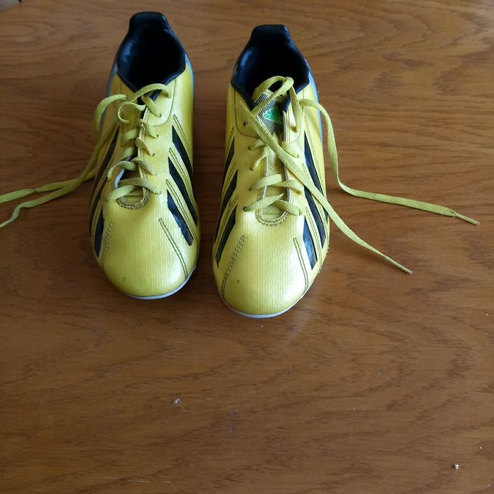 Korki do piłki nożnej adidas