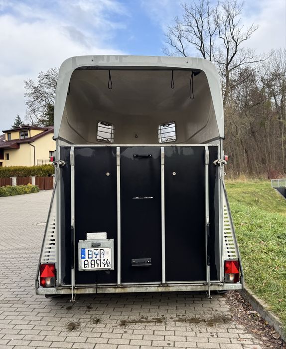 Przyczepa dwukonna Saris 2000DMC