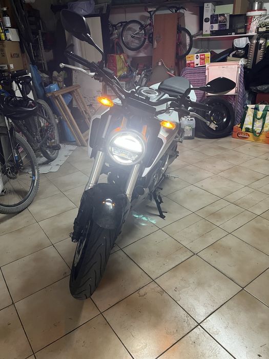 Honda CB125r 2019