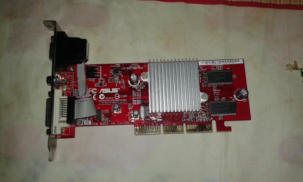 grafica asus em bom estado