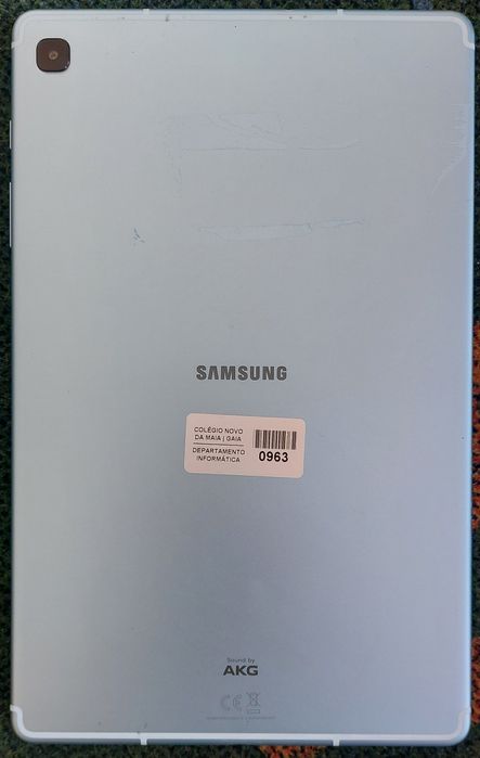 Tablet Samsung S6 Lite de 4/128 GB, com caneta