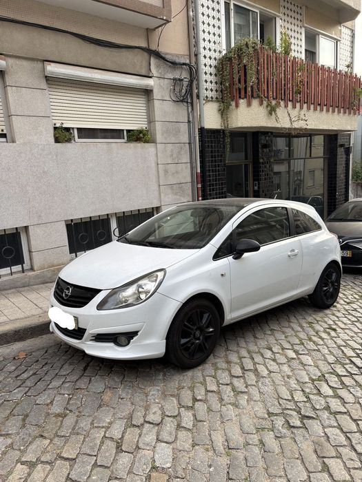 Opel Corsa 1.2 Black Edition