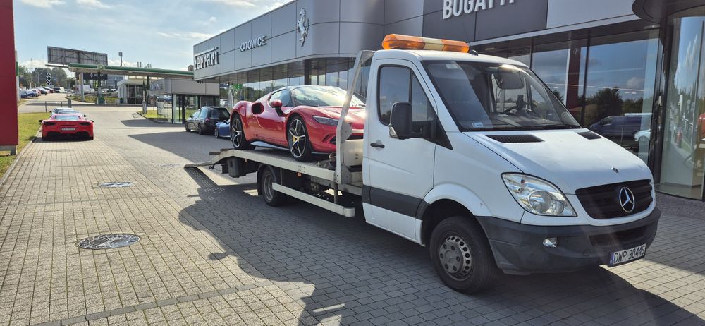 pomoc drogowa holowanie pojazdu