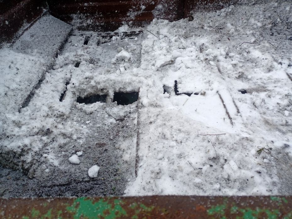 Przyczepa rozrzutnik czarna białostocka kultywator