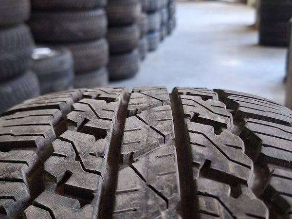 Pneu Bridgestone Dueler A/T 265/65 R17