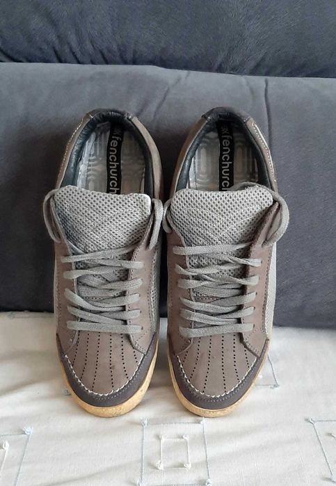 Sapatilhas cinza muito bom estado