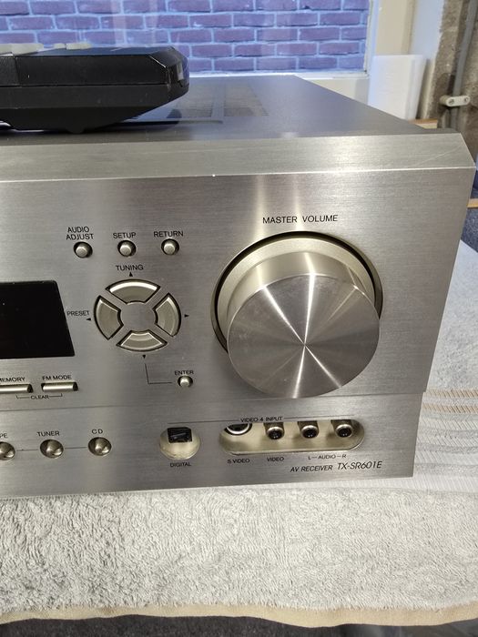 Amplituner Onkyo tx-sr601e kino domowe 6.1 ,sprawne, mało używane