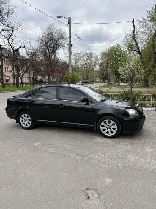 Toyota Avensis 1.8 газ/бензин