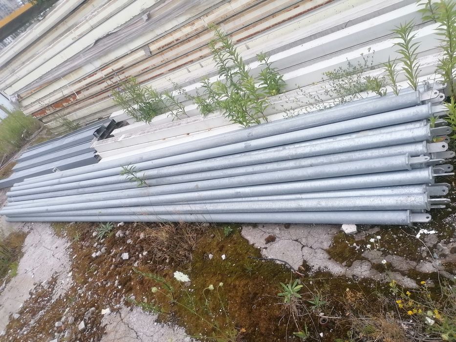 Słupy 5m stopy konstrukcja hali, stężenie profil zamknięty ceownik