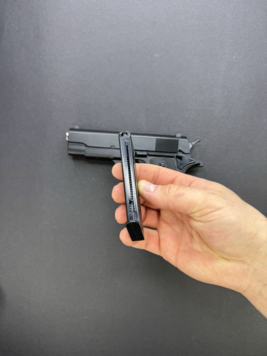 Іграшковий пістолет ZM22 Original