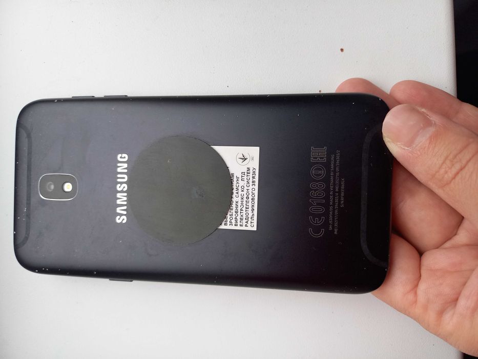 Продам телефон Самсунг Galaxy  J 5 , 530 2017 год. Б/У