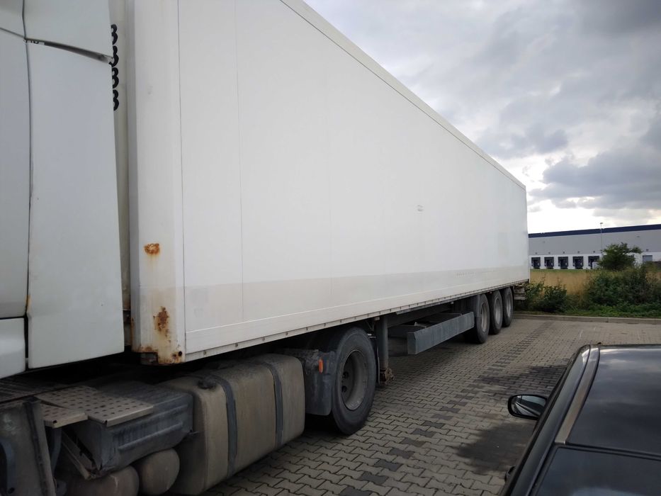 Krone Furgon Izoterma Box roleta osie bpw