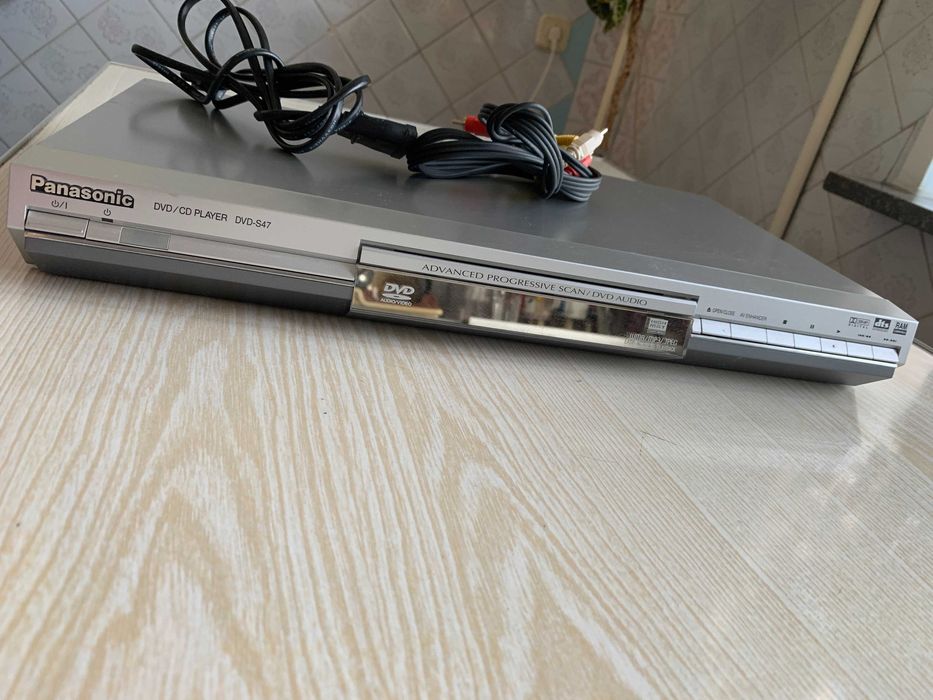 DVD плеер Panasonic dvd-s47