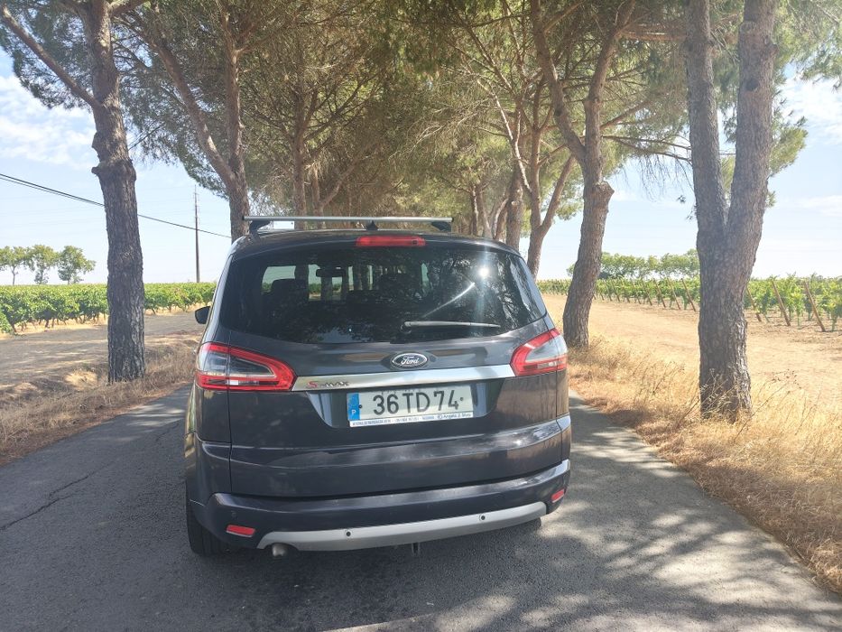 Ford S-Max — fotografia 6