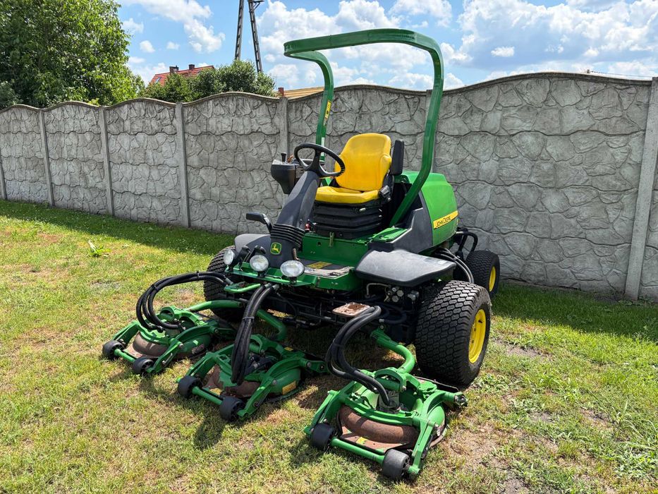 Kosiarka Samojezdna Do Dużych Powierzchni Traktorek John Deere 8800 TerrainCut 5 Kosisk 230CM
