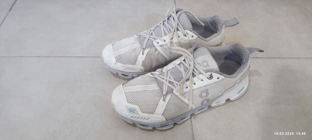 On running кроссовки 24,5-25 см стелька