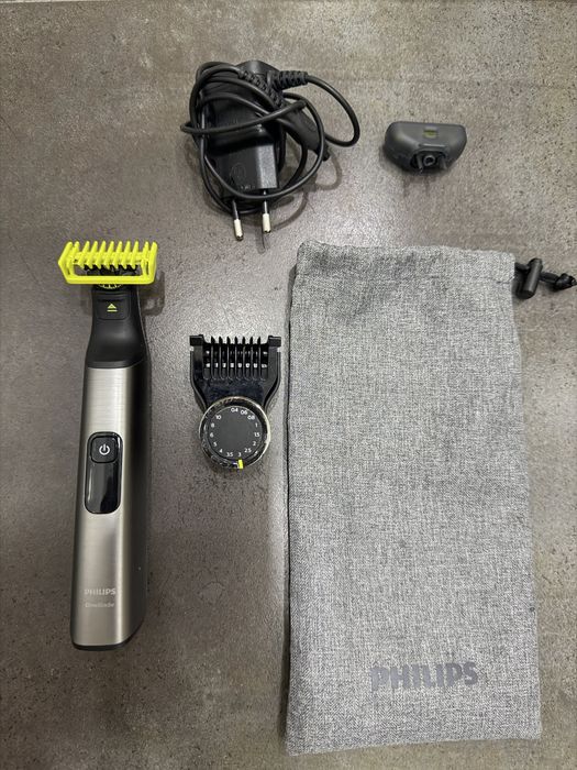 Philips OneBlade Pro QP6530 тример