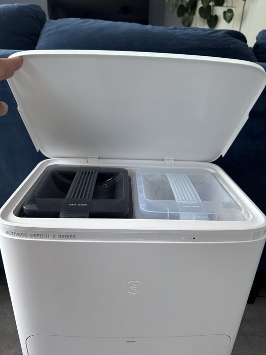 Ecovacs Deebot X5 OMNI odkurzacz automatyczny robot sprzatajacy