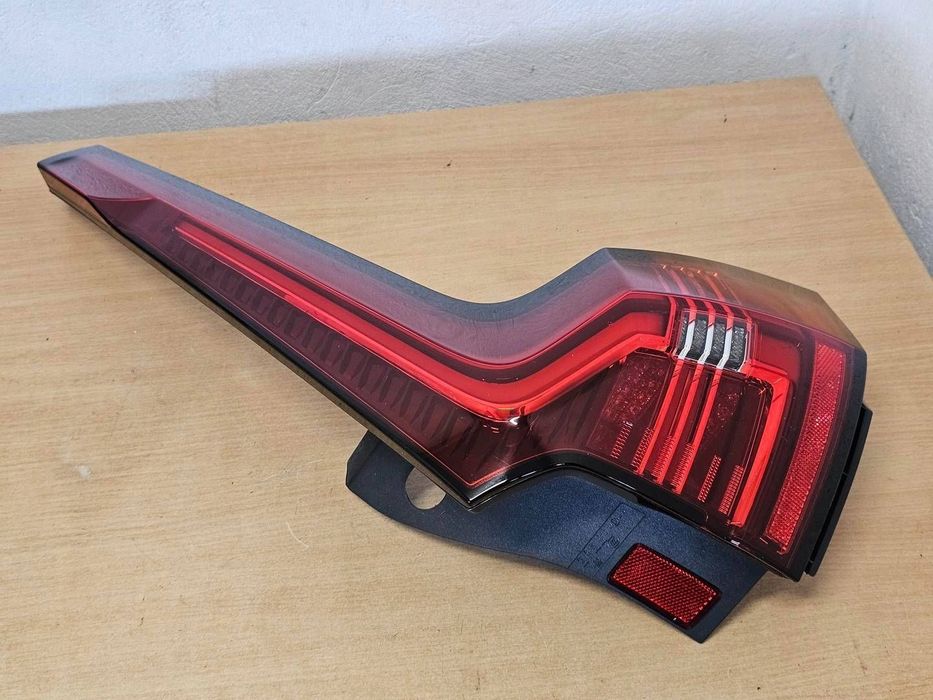 lampa tylna prawa volvo v90 v90 cc lift 2021- 32337138