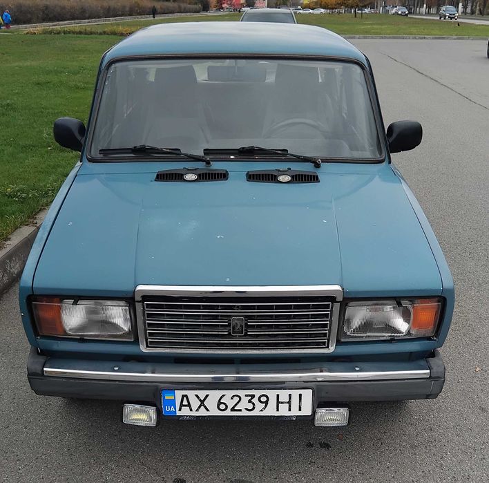 Автомобиль ВАЗ 21070