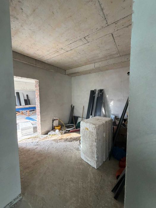 Будинок в закритому містечку