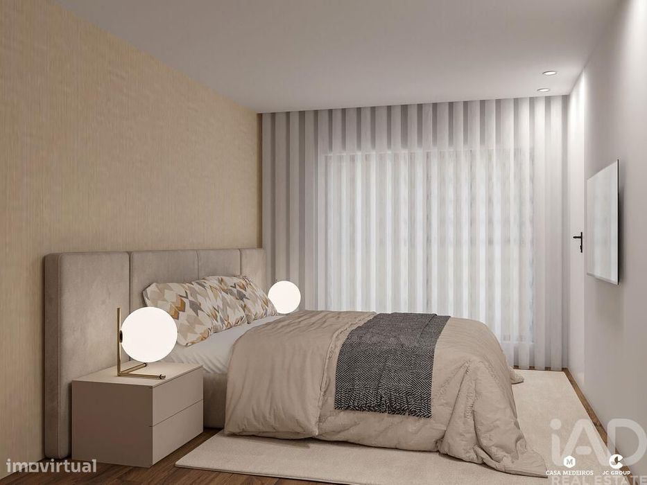Apartamento T2 em Armação de Pêra de 81,00 m2