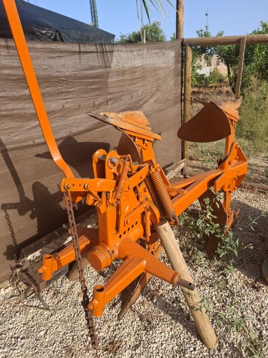 Charrua de dois ferros