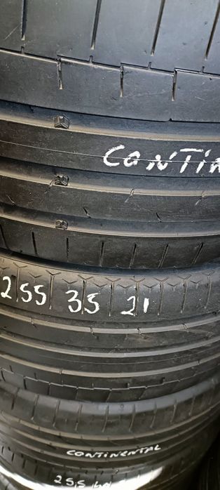 Pneus  255/35/21