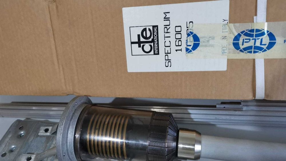 Spectrum 1600 CB Antenna – Brand New, Unopened64171725722371123