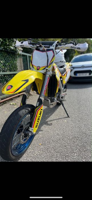 Suzuki RMZ 450 matriculada