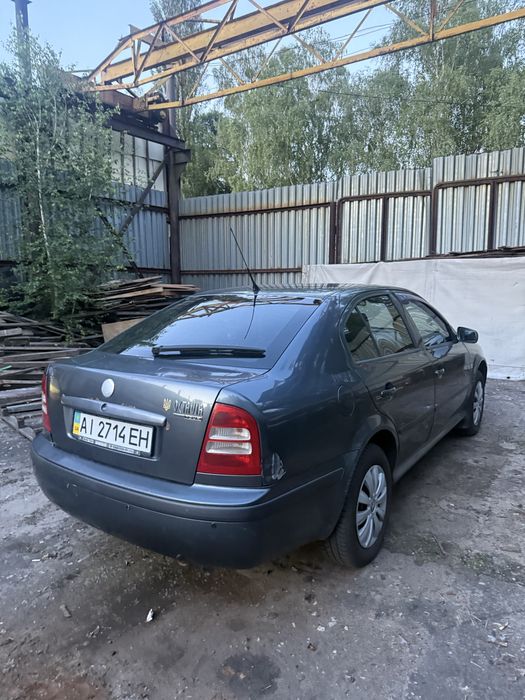 Продам Skoda Oktavia 1.6 газ бензин газ 4 торг є
