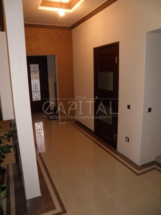 Продаж будинку 325м2, Княжичі, Броварський р-н, 8 соток