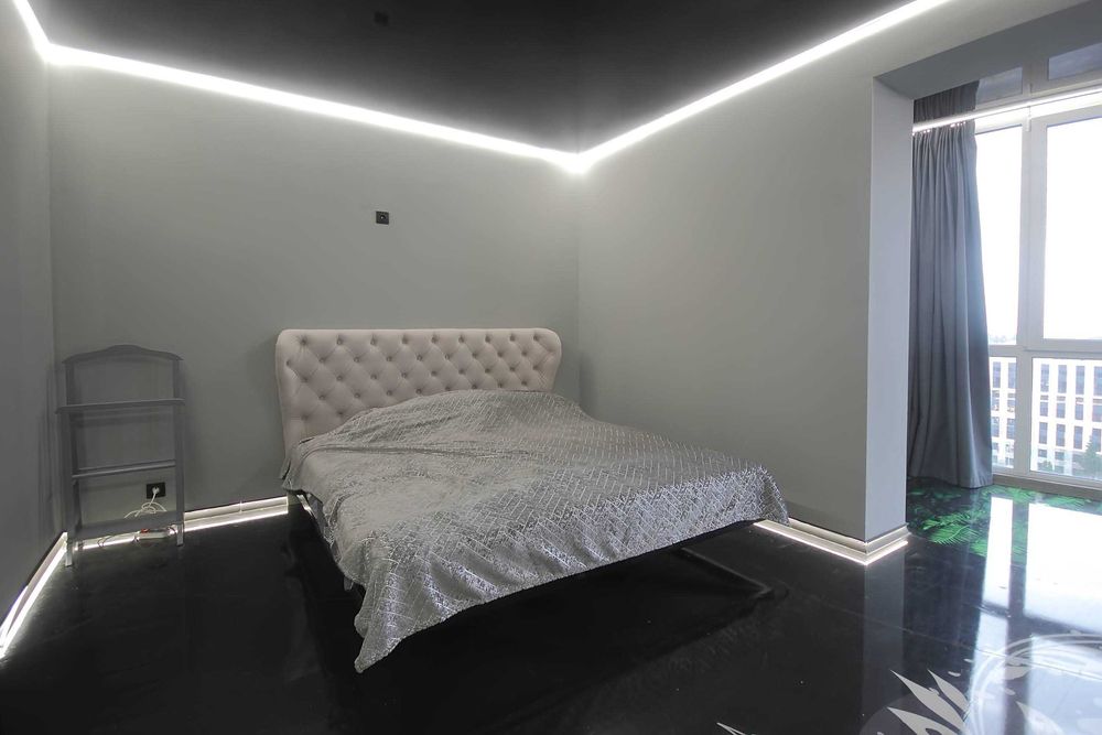 Продаж Великогабаритна 2-кімнатна новобудова в центрі міста