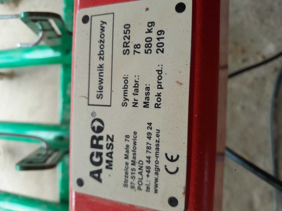 Siewnik zbożowy Agro Masz Sr 250