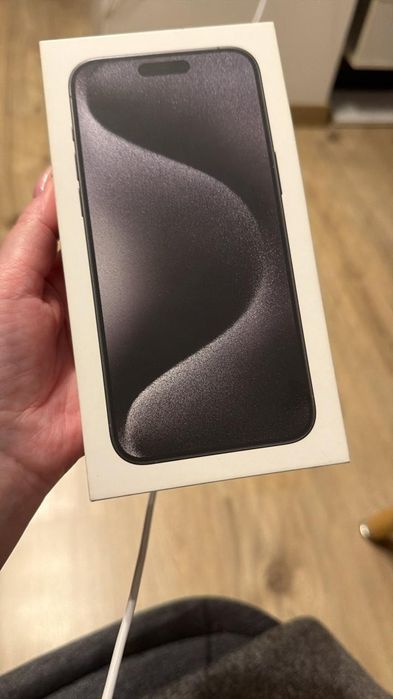 15 pro max черный в идеальном состоянии, 256 гб