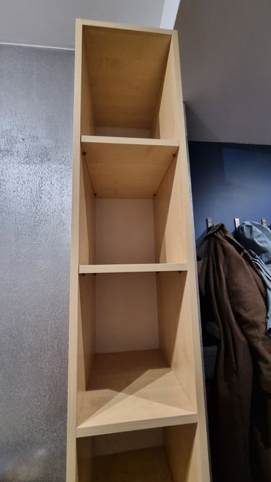 [Rezerwacja] Regał brązowy na książkiki lub ubrania