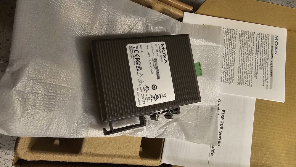 MOXA 8-Port Switch64586412482433123