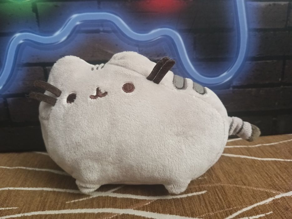 Pusheen maskotka pluszak