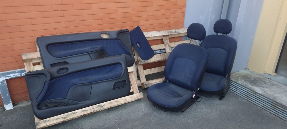 Interior peugeot 206