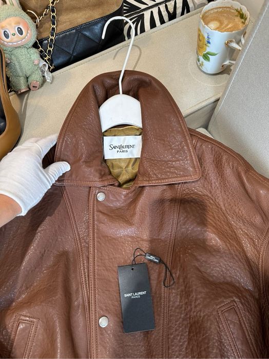 Женская кожаная куртка Yves Saint Laurent (S)