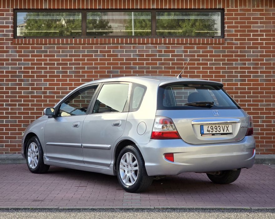 Honda Civic 1.4i 90cv